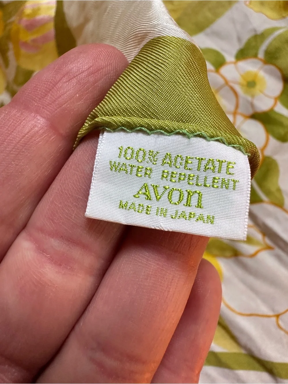 ✨5/$25 Vintage Avon Floral Scarf